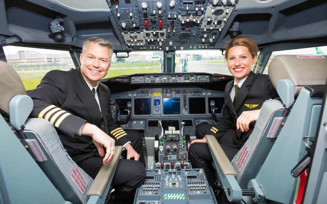 Ryanair anuncia que busca 2.000 nuevos pilotos